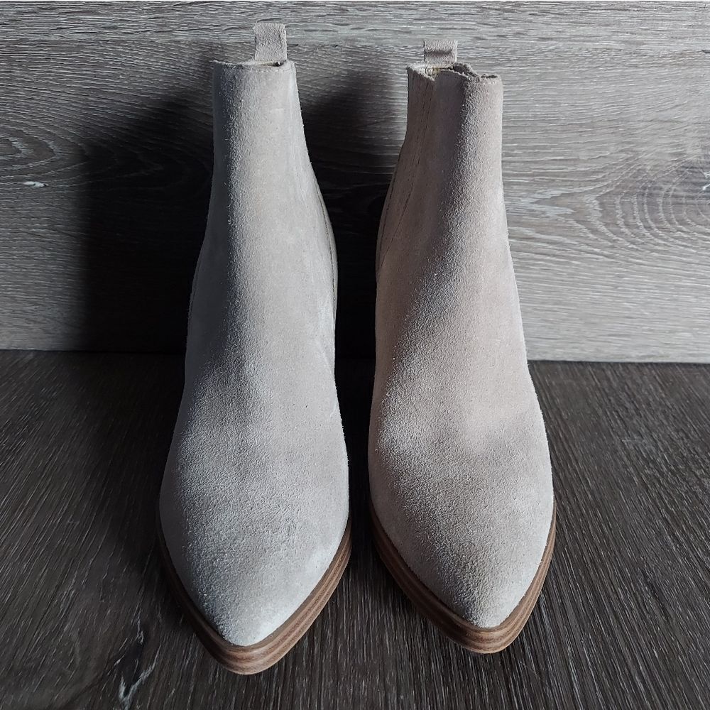 Marc Fisher Alva Pointy Toe Bootie Size 6m - image 2